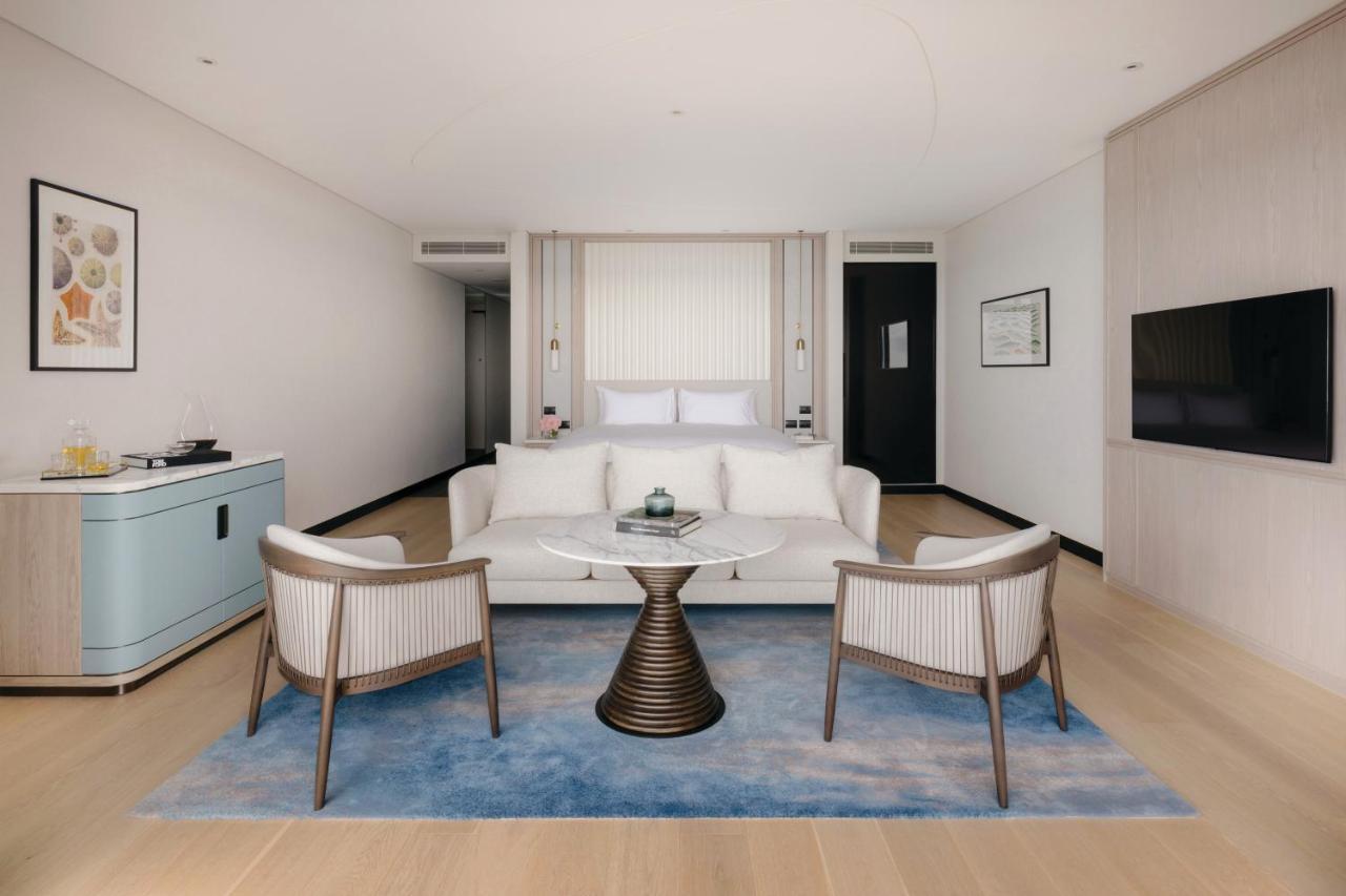 The Langham, Gold Coast And Jewel Residences Exterior foto A suite at the hotel