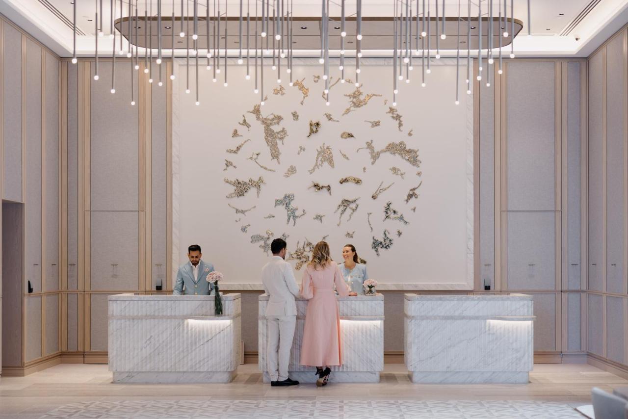 The Langham, Gold Coast And Jewel Residences Exterior foto The lobby of the hotel